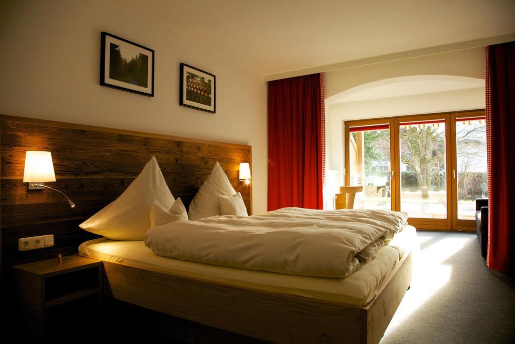 Gaestehaus Weller โอเบอร์สทดอร์ฟ ห้อง รูปภาพ